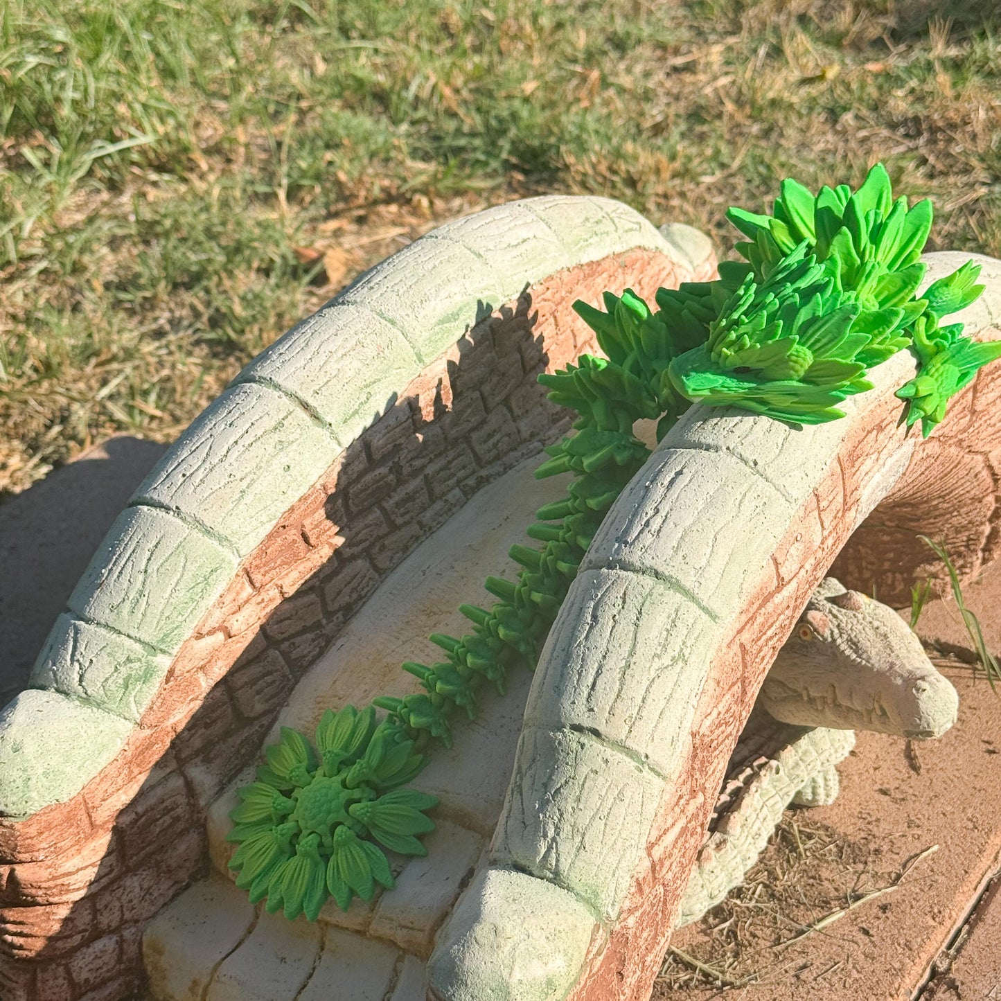 Articulated Sunflower Dragon | Fantasy Dragon Model | 3d Printed Dragon | Desk Fidget Toy