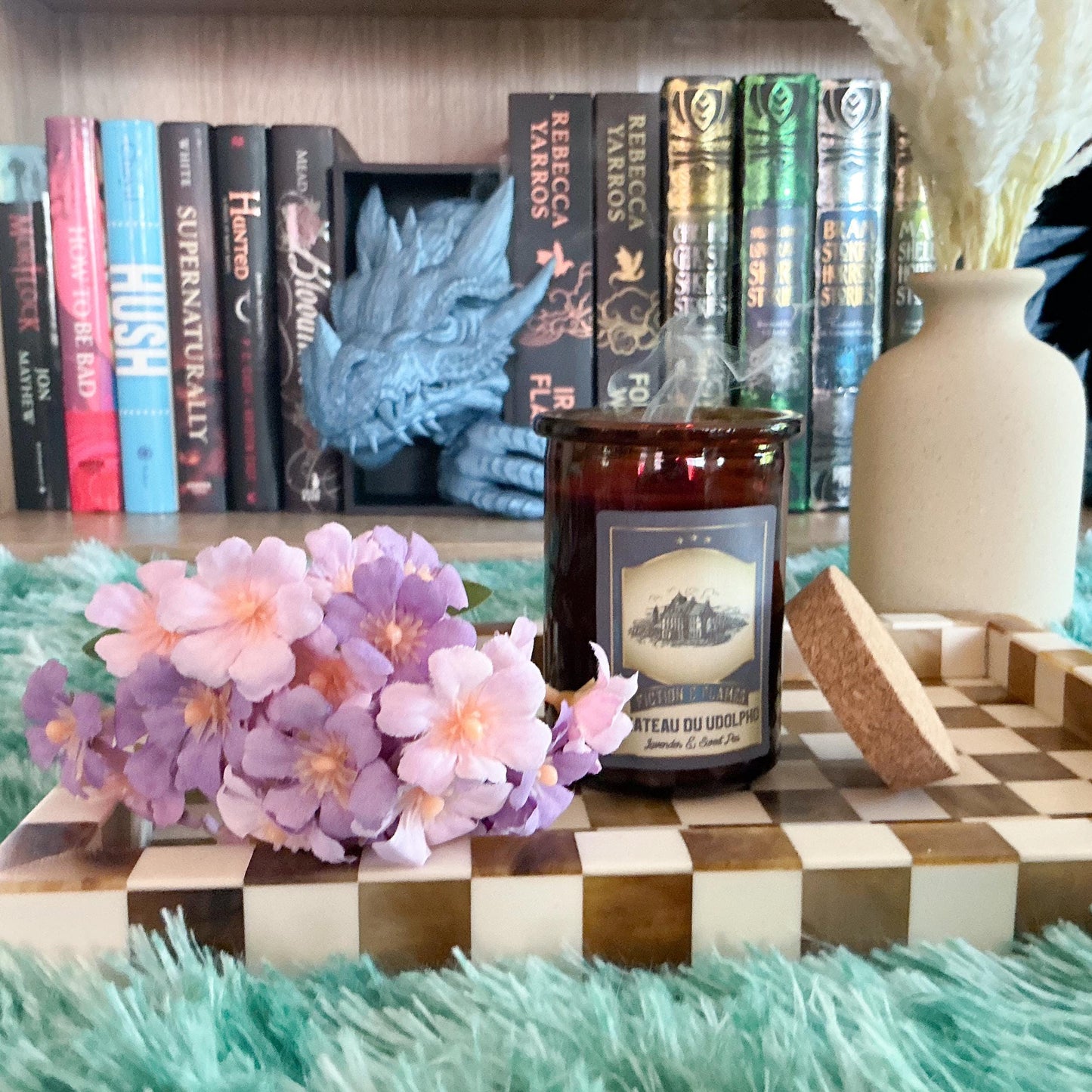 Château du Udolpho Soy Candle - Lavender & Sweet Pea | Hand-Poured Candle | Inspired by Anne Radcliffe's “The Mysteries of Udolpho”