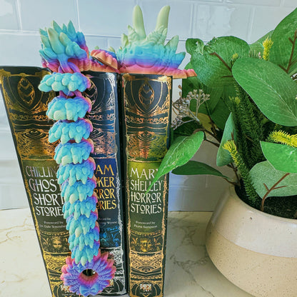 Christmas Wreath Dragon | Fantasy Dragon Model | 3d Printed Dragon | Desk Fidget Toy | Christmas Inspired Dragon