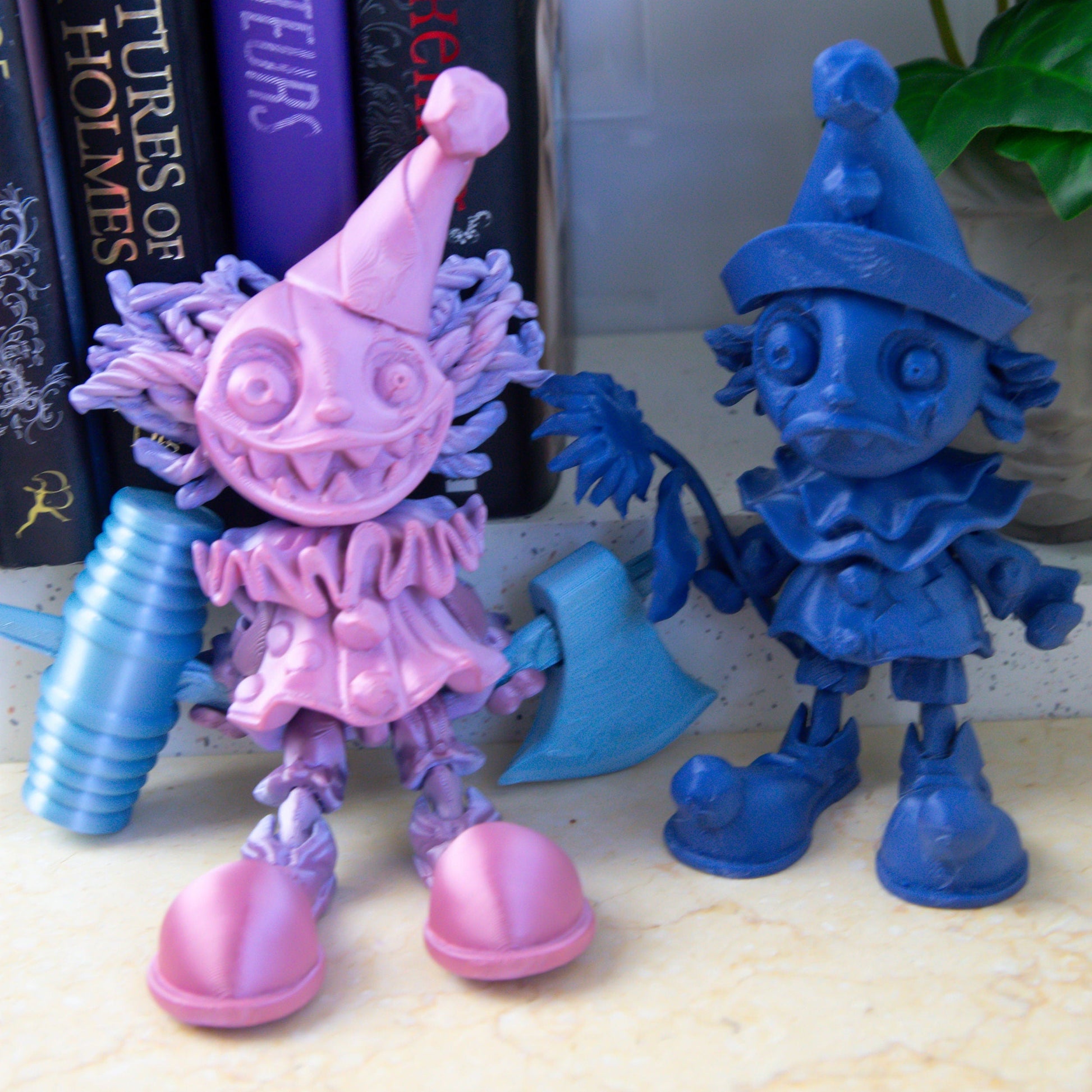 Creepy Clowns Articulated Models: Crazy Clown & Sad Clown – The Perfect Blend of Whimsy and Horror