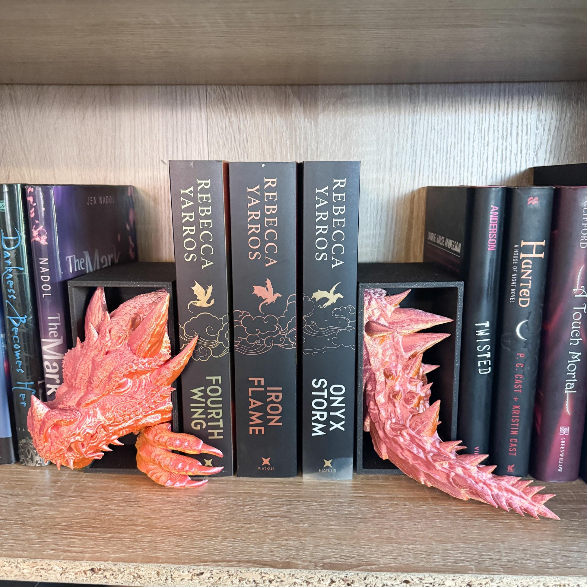 Dragon Head and Tail Book Nook | 3d printed | dragon book nook