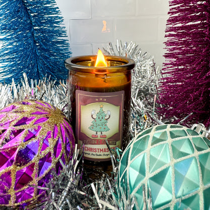 Oh Christmas Tree Christmas Candle - A Festive Blend of Bergamot, Pine Needles, Orange & Moss - Fiction and Flames 