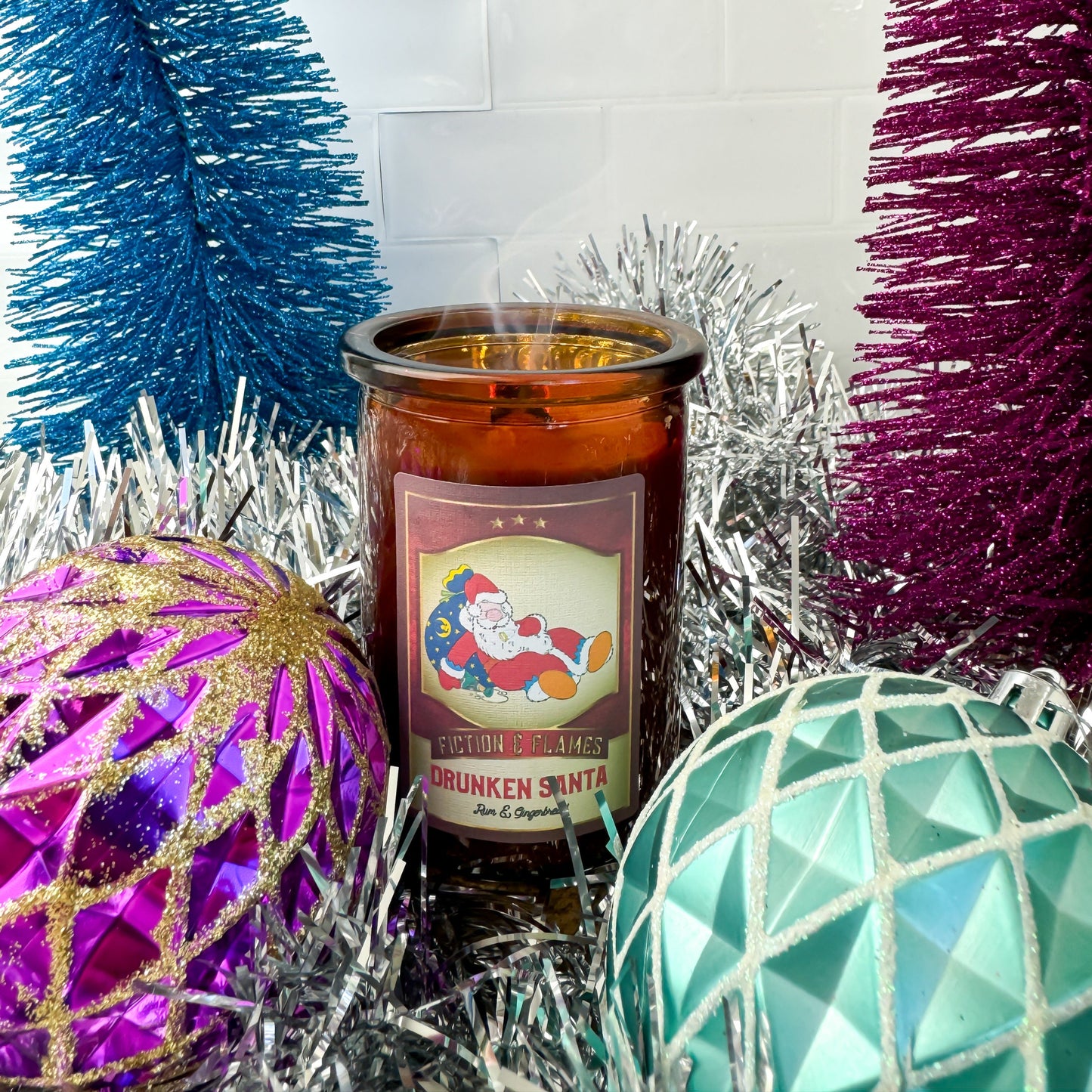 Drunken Santa Christmas Candle - A Festive Fusion of Gingerbread & Rum - Fiction and Flames 