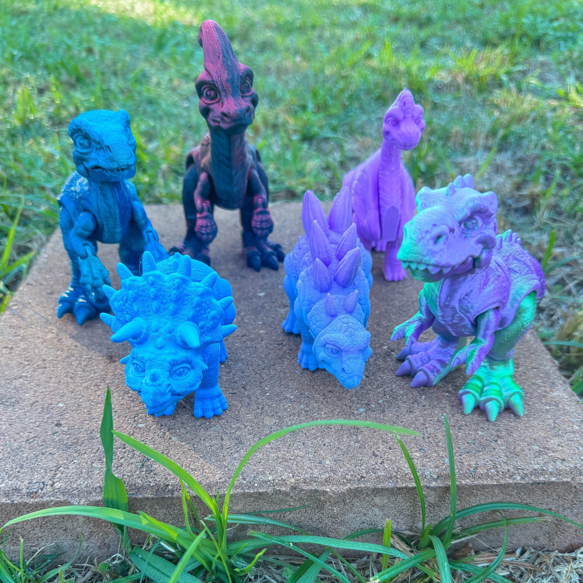 Articulated Tiny Dinosaurs | Prehistoric model | Dinosaur Toy | T-Rex | Raptor | Stegosaurus | Triceratops | Brachiosaurus | Parasaurolophus - Fiction and Flames 