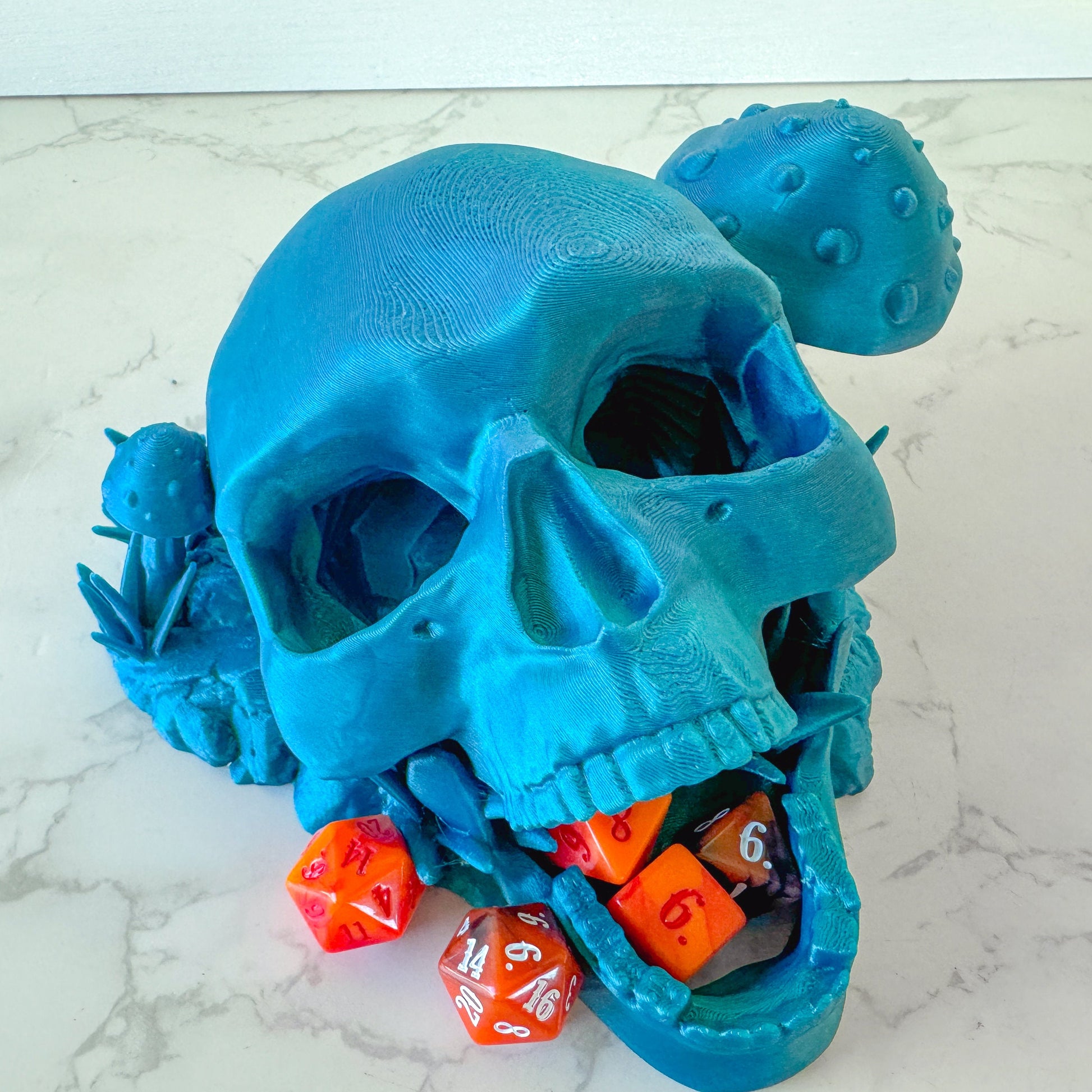 Decomposed Skull Dice Tower with dice tray | Tabletop Gaming | RPG Dice Roller - Fiction and Flames 