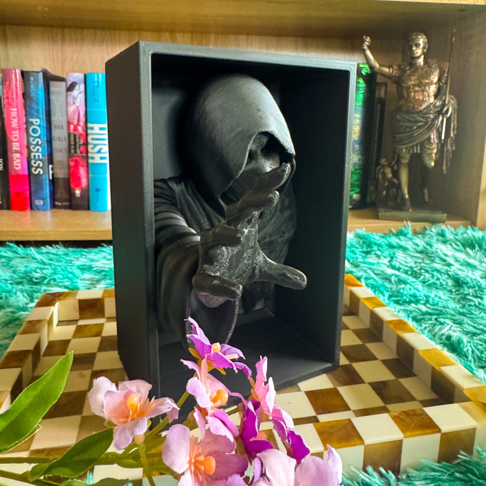 Void Reaper Book Nook | 3d printed | Grim Reaper | Dementor-Inspired Fantasy Bookshelf Insert