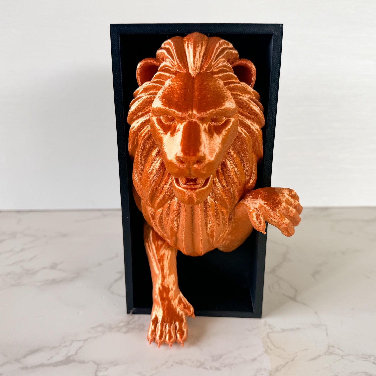 Lion Book Nook | 3d printed | book nook | wizard house inspiration