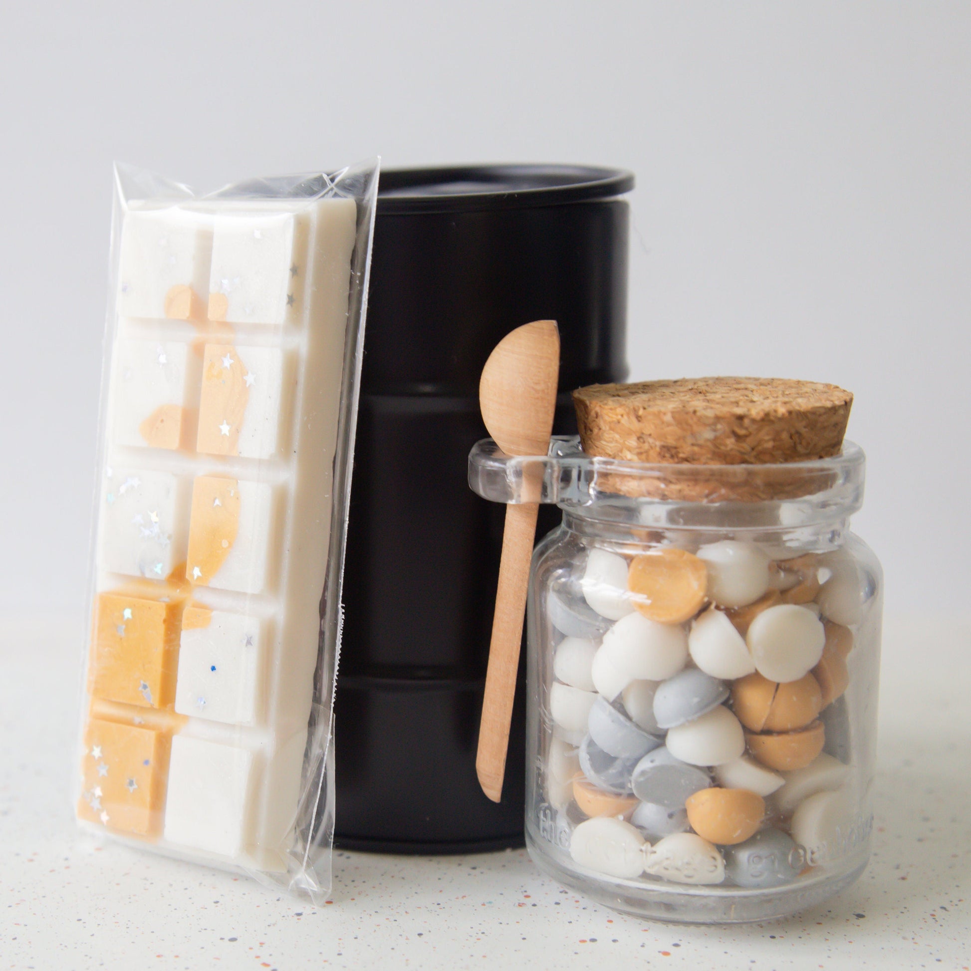 Lost in the Books Wax Melts | Library Scented Candle | Vintage Leather & Wood Soy Candle | Writers Gift | Aromatherapy Candle | Book Lover's