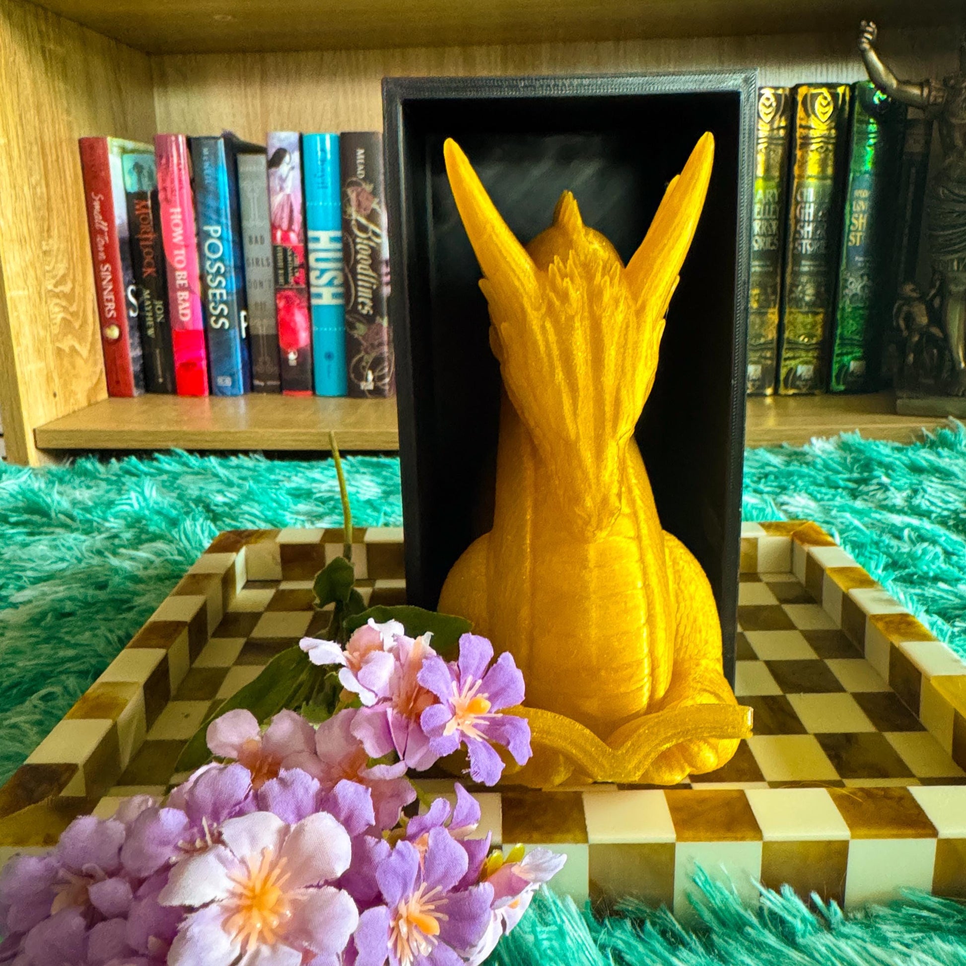 Reading dragon Book Nook | 3d printed | dragon book nook
