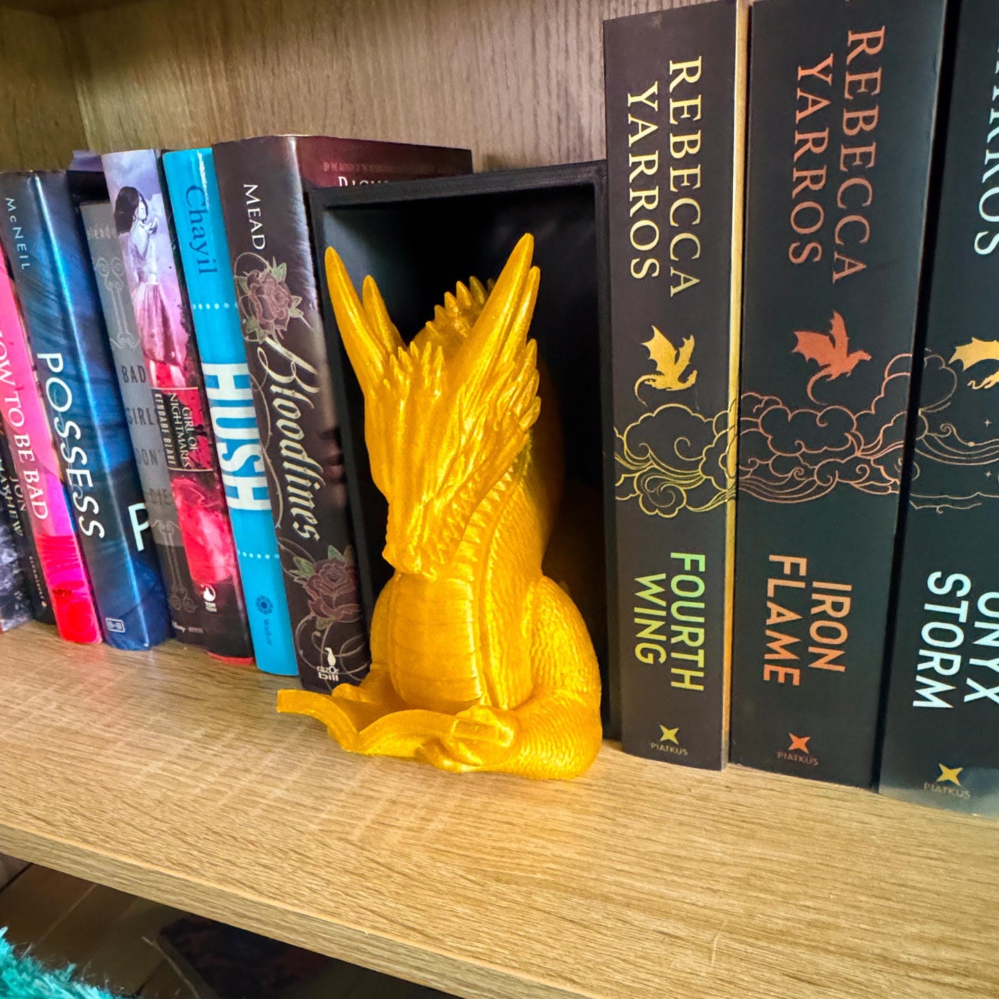Reading dragon Book Nook | 3d printed | dragon book nook