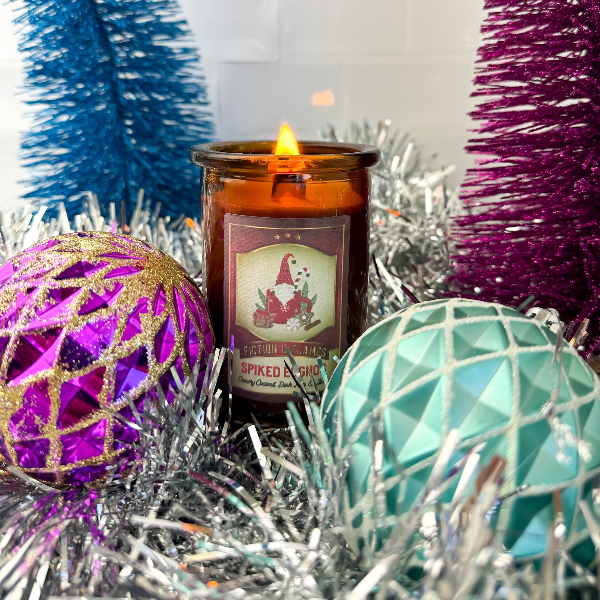 Spiked Eggnog Christmas Candle - Coconut, Dark Rum & Tonka Scented
